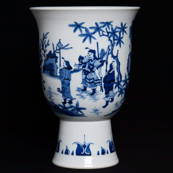 (From an Old Collection) Blue and White Porcelain Vase Depicting a Female Warrior in a Martial Arts Scene