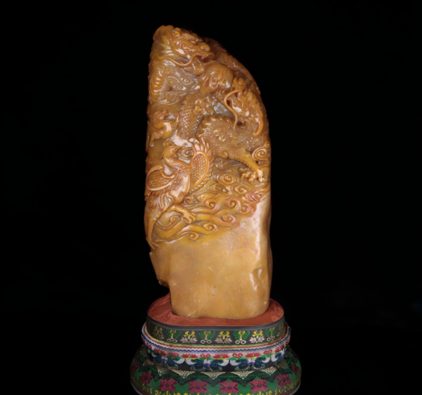 Shoushan Huangshan Frosted Dragon and Phoenix Presenting Auspiciousness Set