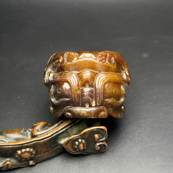 Heitan Jade Beast-Face Ring