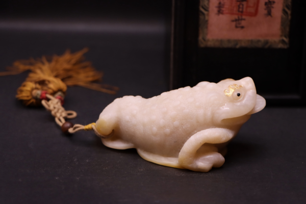 Tianhuang white Tianguo Guagua money-making piece
