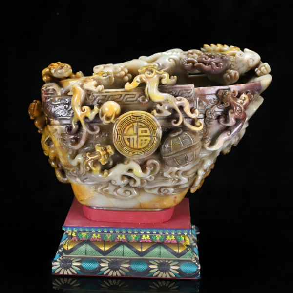 Taihu stone exquisite carving - the supreme ninth fifth piece for display