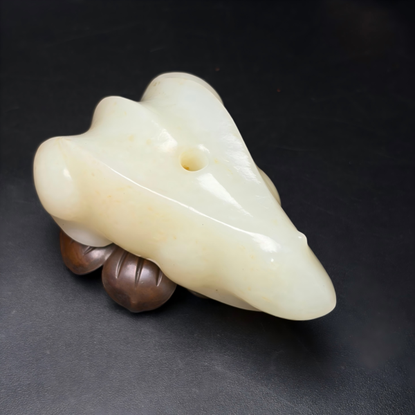 Heitan Jade Frog Pendant