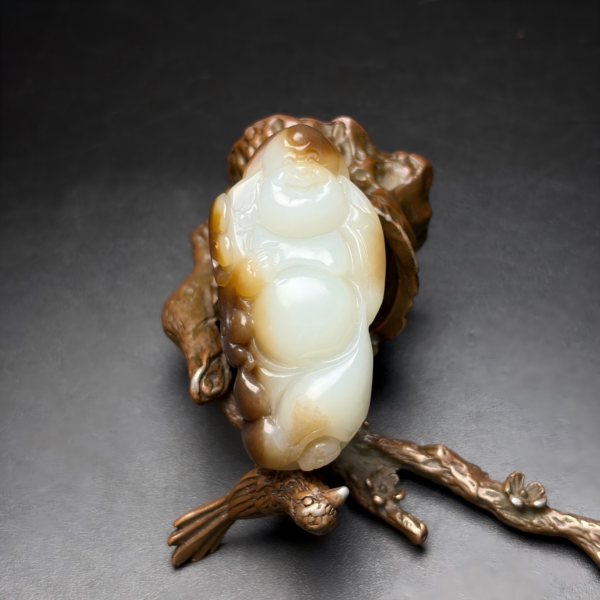Hetao Jade Maitreya Buddha Statue