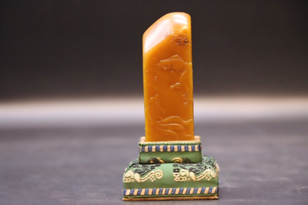 Tianhuang exquisite carving brings prosperity every year