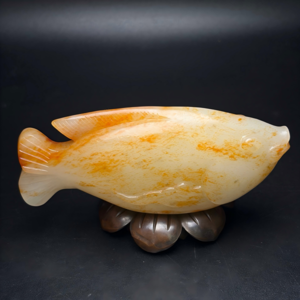 Huating jade fish figurine