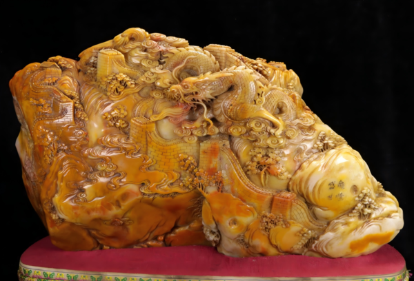 Shoushan stone "Taihu Huang" carving of the entire landscape of China as a decorative piece