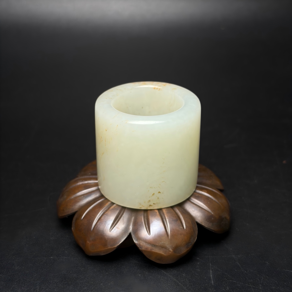 Heitan jade finger ring