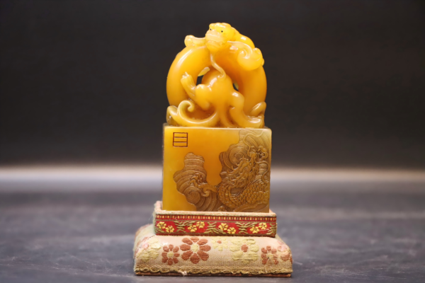Tianhuang Liulong relief carving with silk printing all over